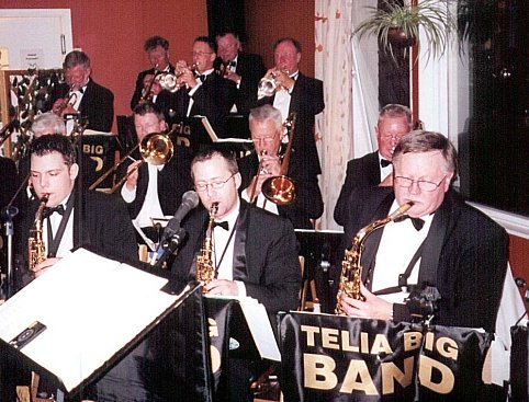 Bo Werholt, Anki Nilsson & Telia Big Band p Henriks Restaurang i Hllviken